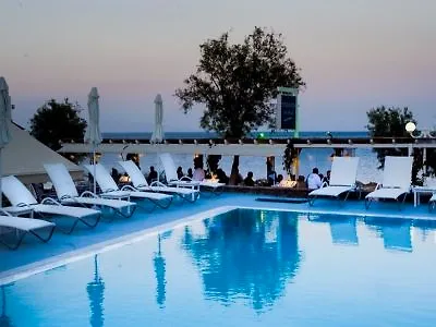 Poseidon Hotel 2*